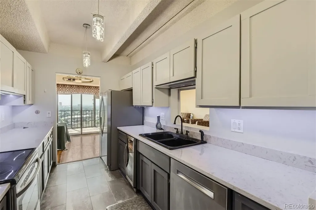7877 E Mississippi Avenue Denver CO 80247