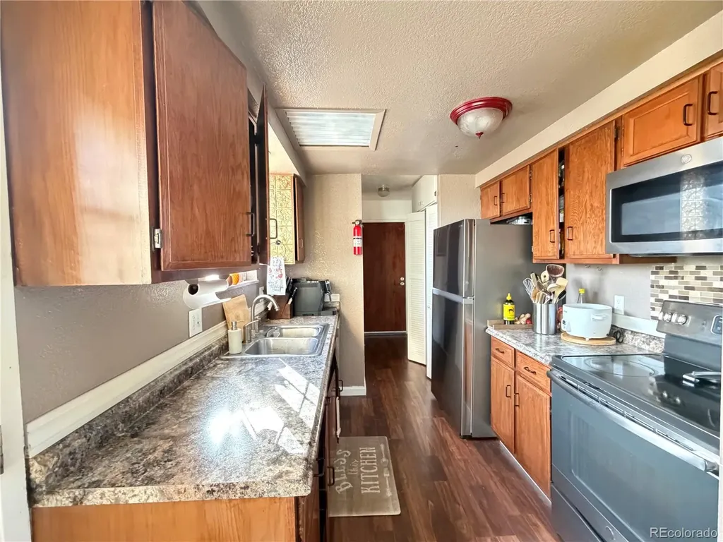 4784 S Olathe Way Aurora CO 80015