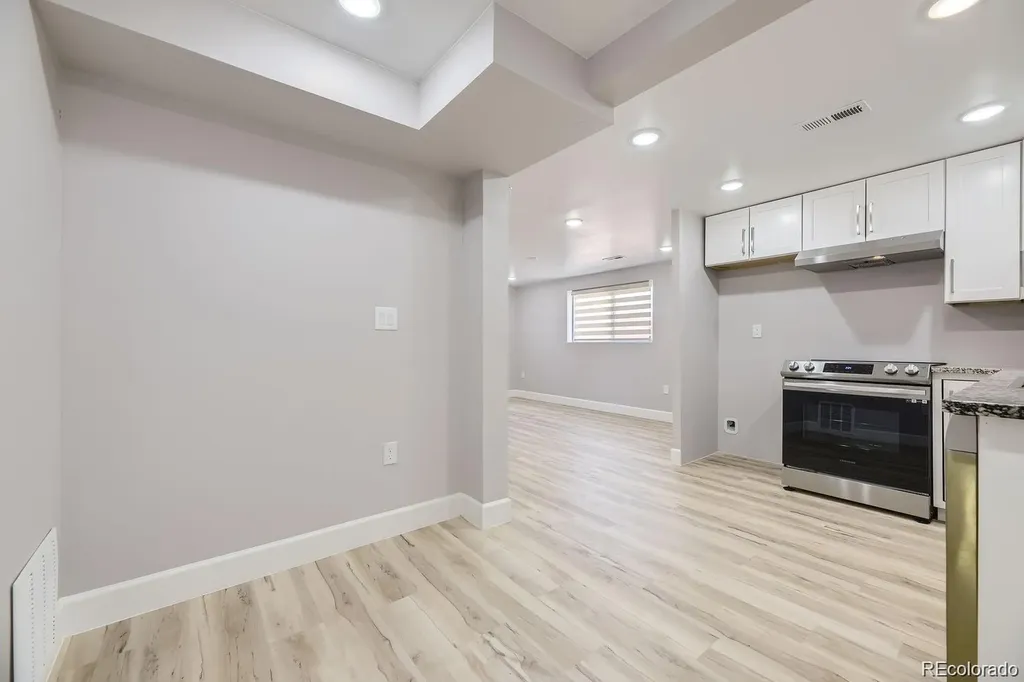 3227 N Steele Street Denver CO 80205
