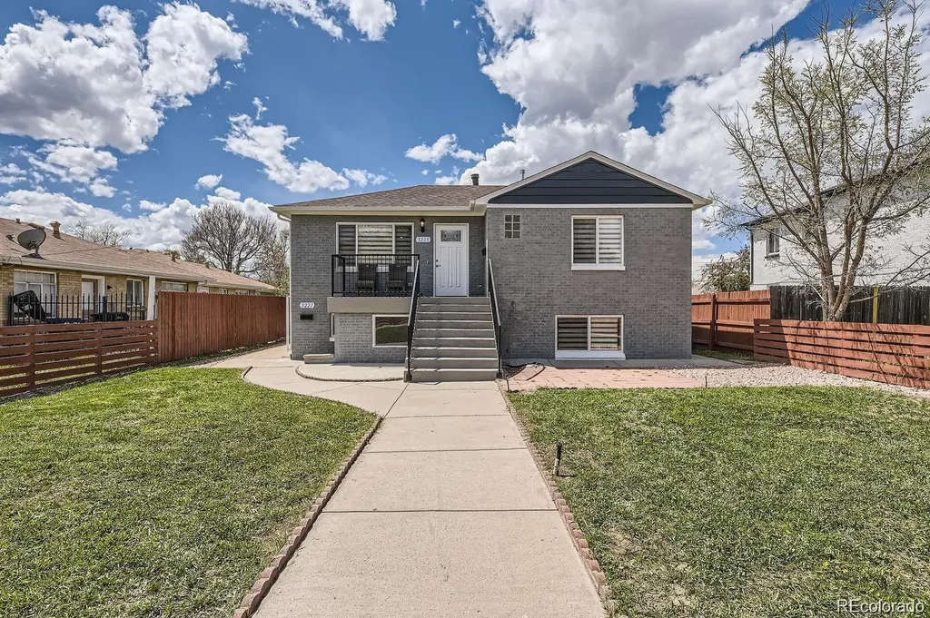 3227 N Steele Street Denver CO 80205