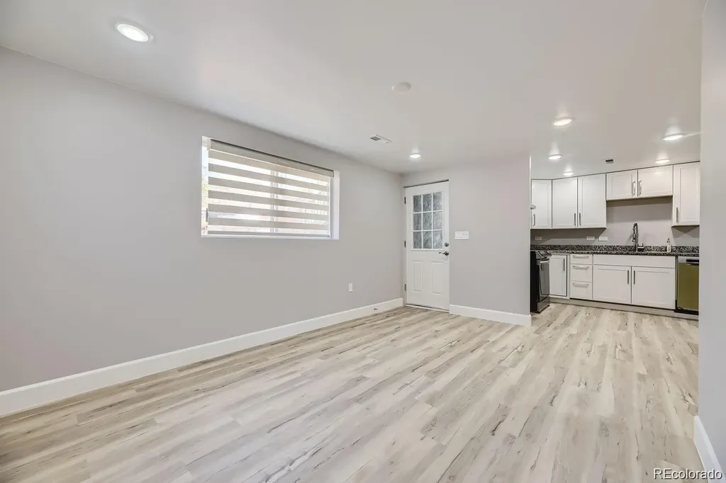 3227 N Steele Street Denver CO 80205