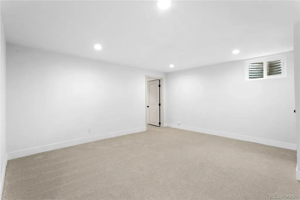 8624 E Mineral Circle Centennial CO 80112