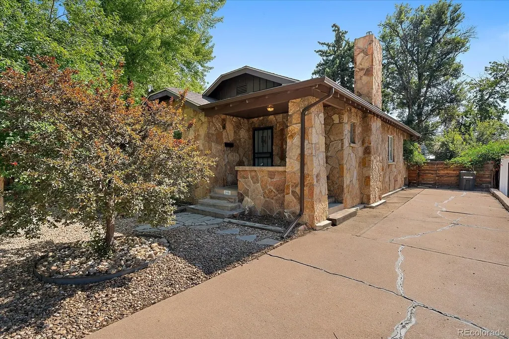 2910 Benton Street Wheat Ridge CO 80214