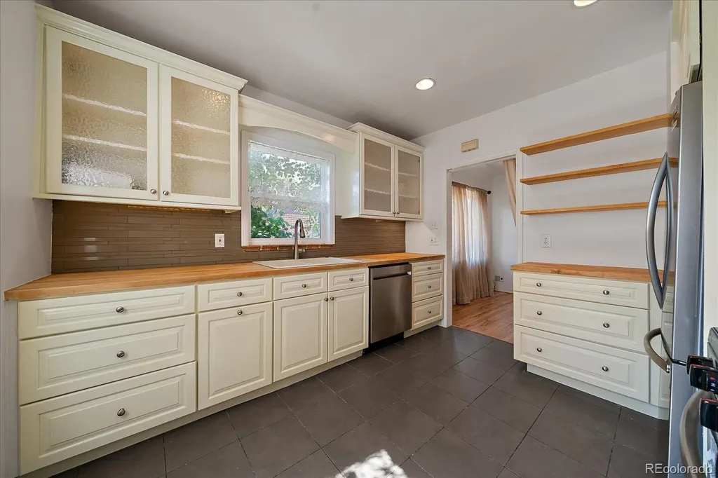 2910 Benton Street Wheat Ridge CO 80214