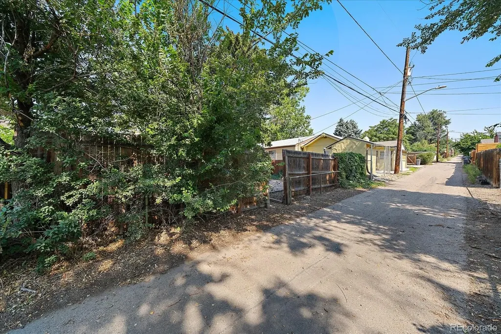 2910 Benton Street Wheat Ridge CO 80214