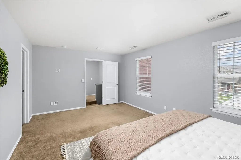 10268 Norfolk Street Commerce City CO 80022