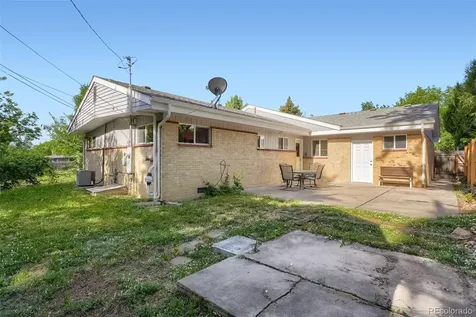 6180 Dover Street Arvada CO 80004
