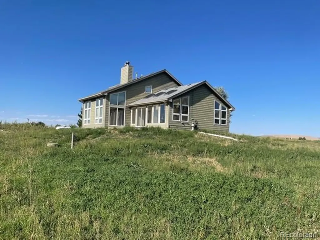 12508 Arapahoe Road Lafayette CO 80026