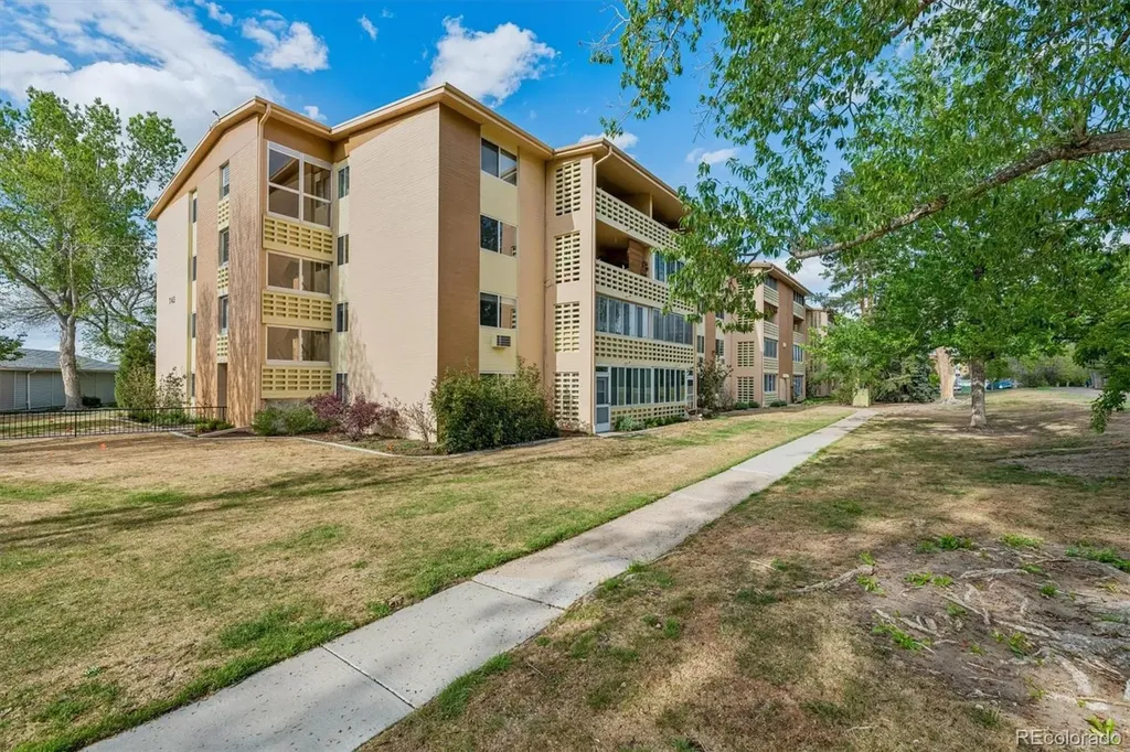 745 S Alton Way Denver CO 80247