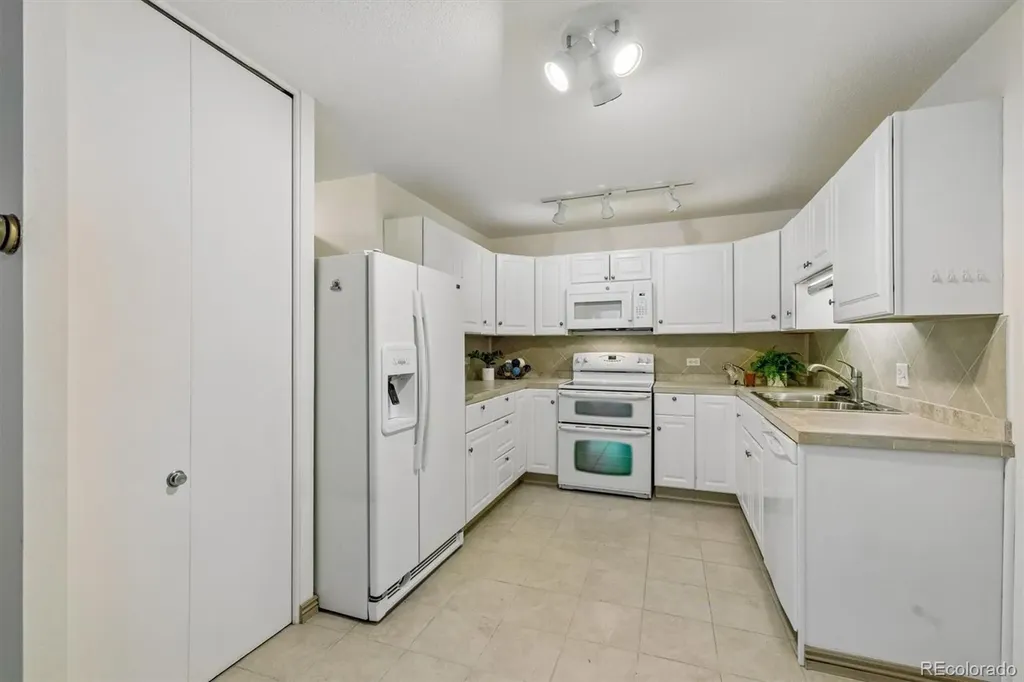 745 S Alton Way Denver CO 80247
