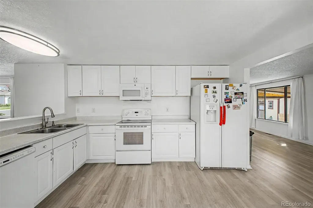 2757 S Salida Street Aurora CO 80013