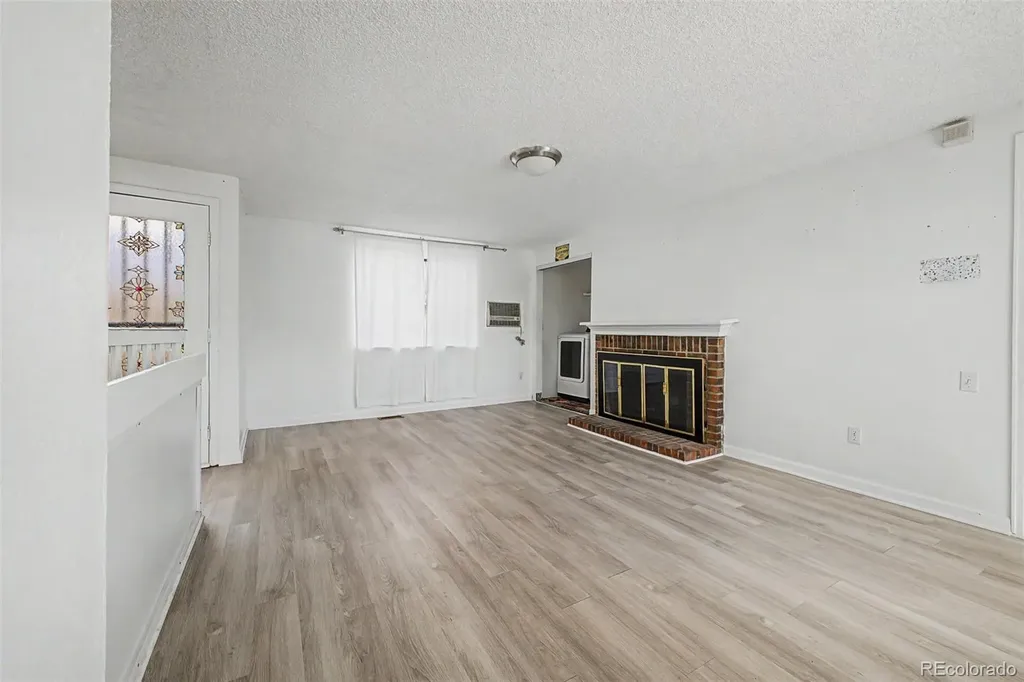 2757 S Salida Street Aurora CO 80013