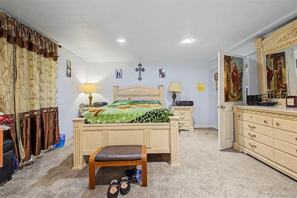 2757 S Salida Street Aurora CO 80013
