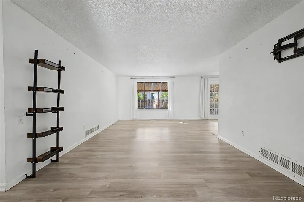 2757 S Salida Street Aurora CO 80013