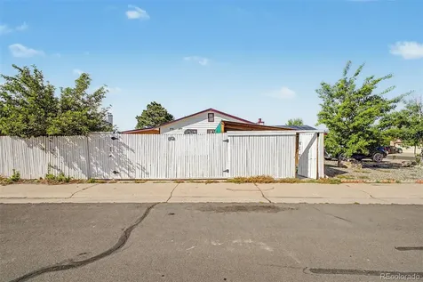 2757 S Salida Street Aurora CO 80013