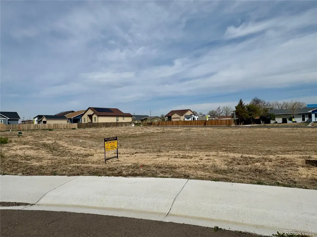 45 Johnson Court Keenesburg CO 80643