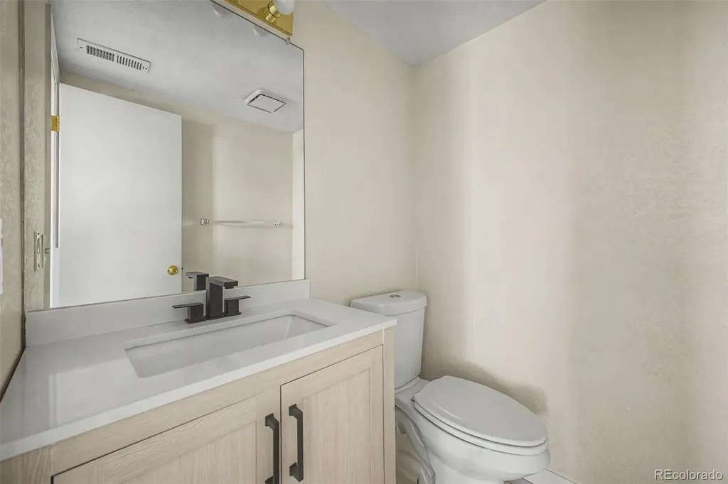 1178 N Deckers Place Castle Rock CO 80104