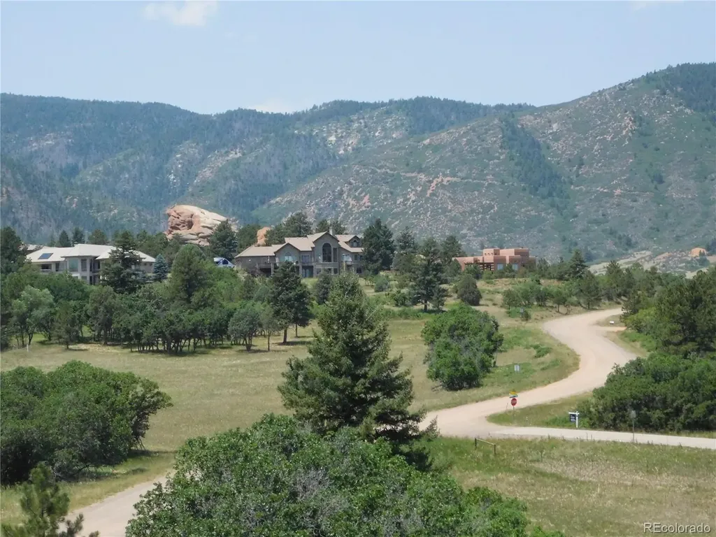 5980 Country Club Drive Larkspur CO 80118