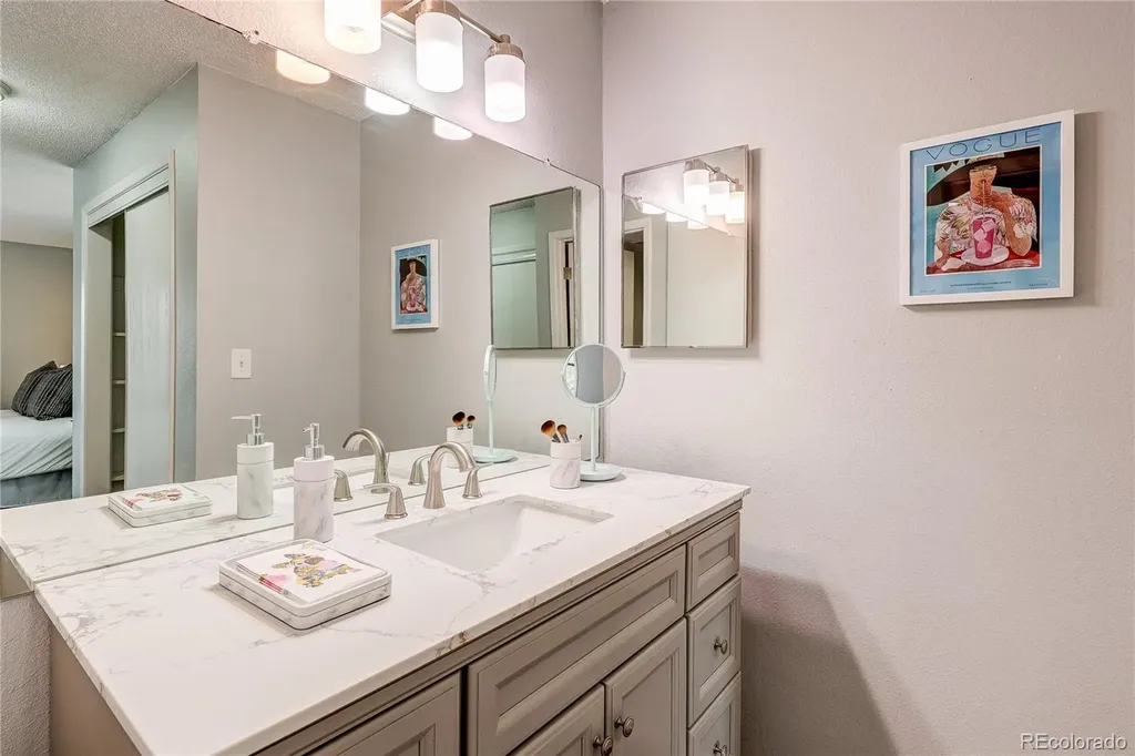 14208 E 1st Drive Aurora CO 80011