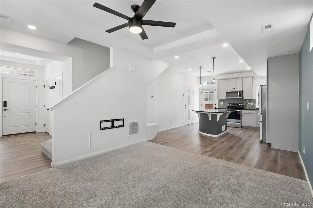 10115 Yampa Court Commerce City CO 80022