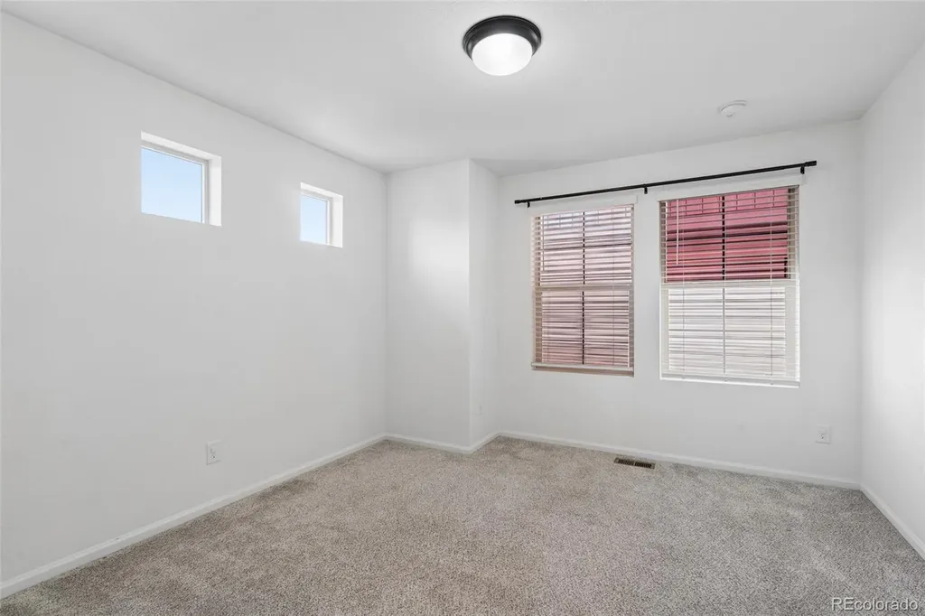 10115 Yampa Court Commerce City CO 80022
