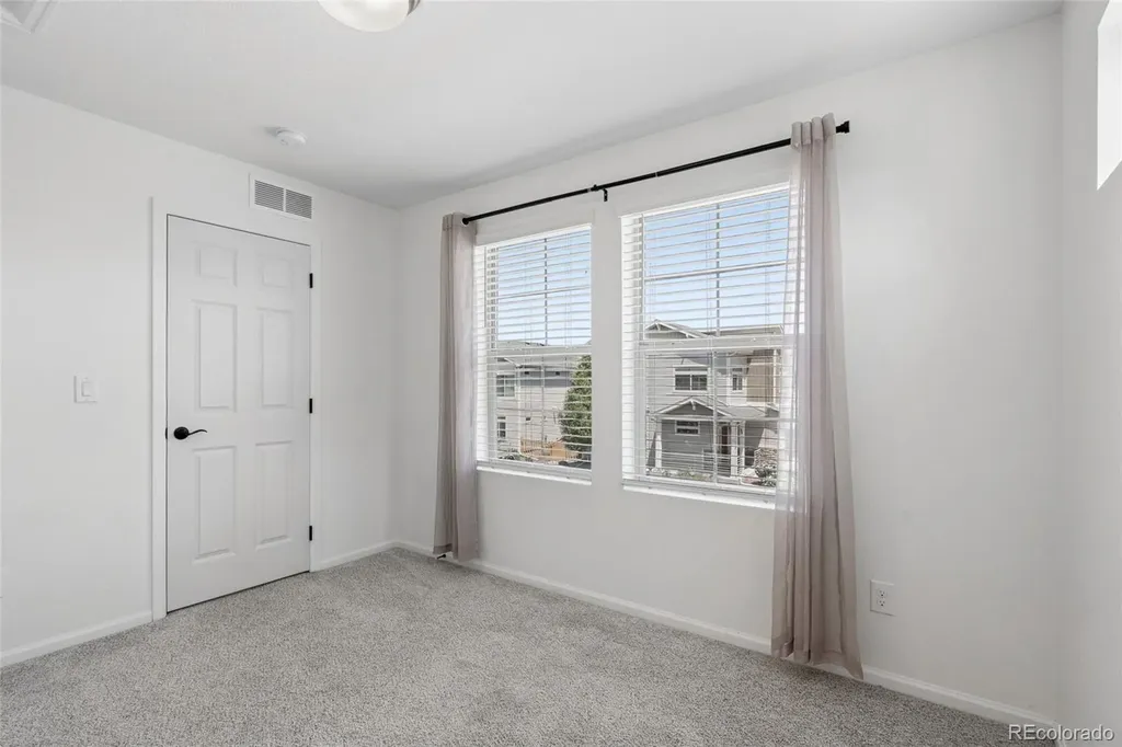 10115 Yampa Court Commerce City CO 80022