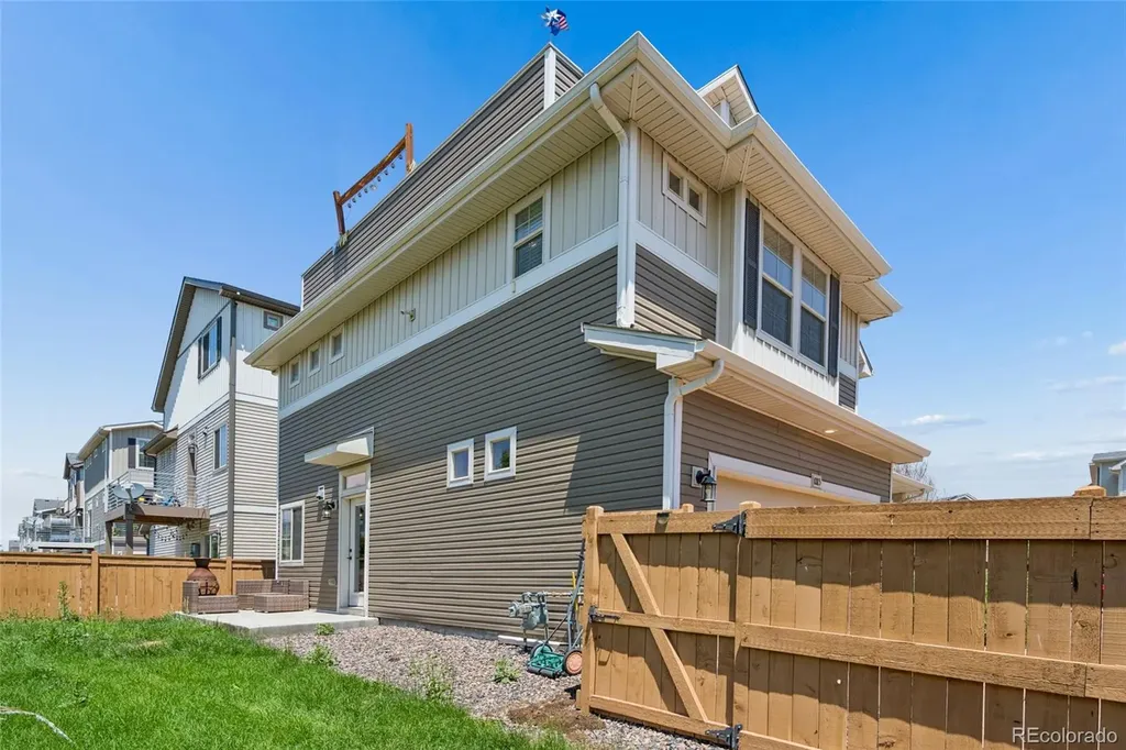10115 Yampa Court Commerce City CO 80022