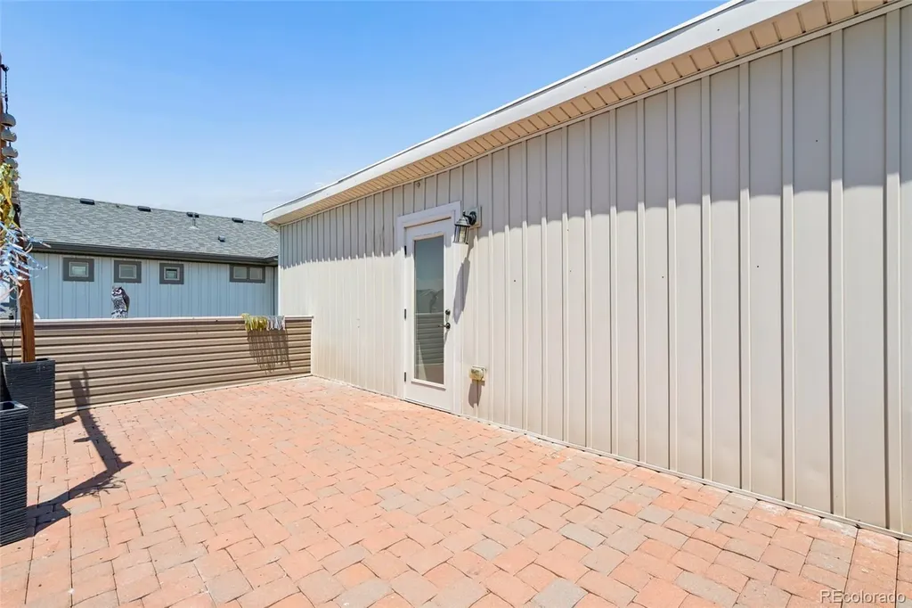 10115 Yampa Court Commerce City CO 80022