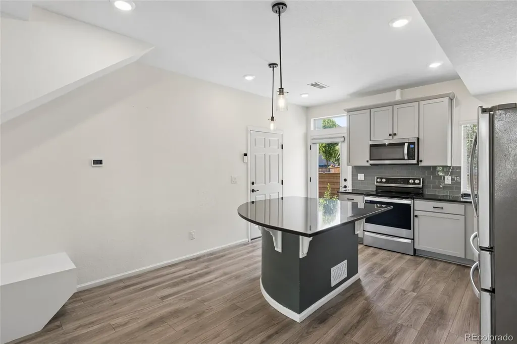 10115 Yampa Court Commerce City CO 80022