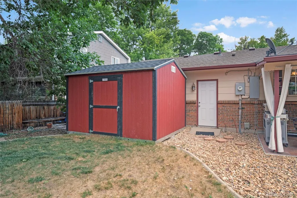 6259 S Fenton Court Littleton CO 80123