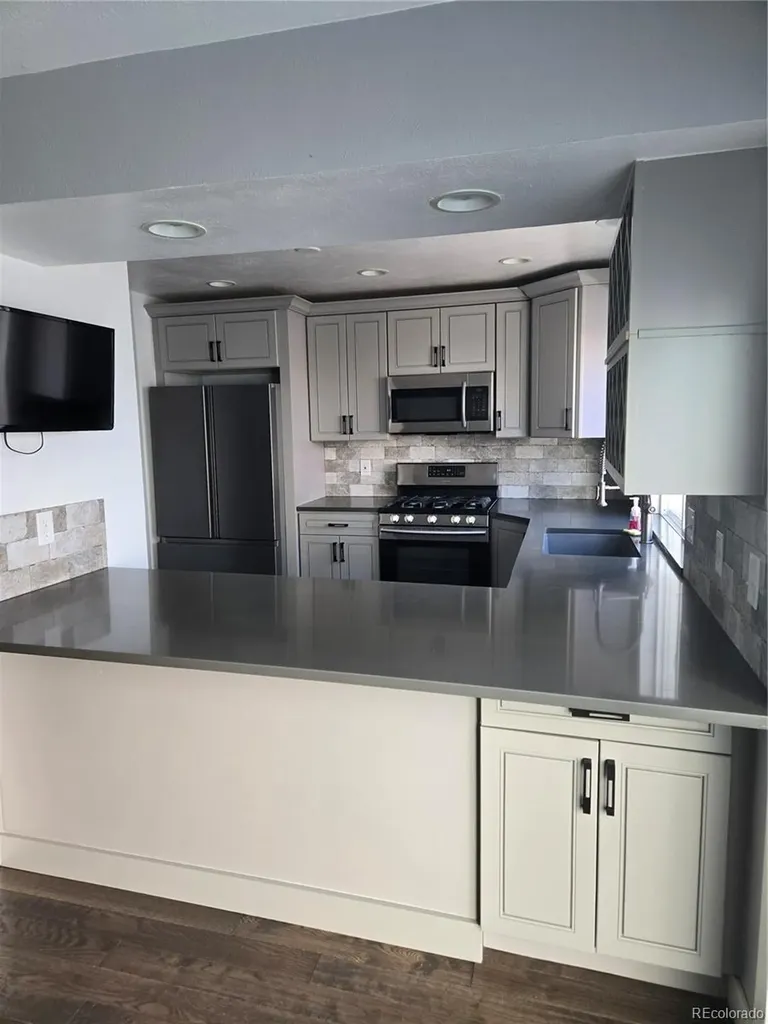 1050 S Monaco Parkway Denver CO 80224