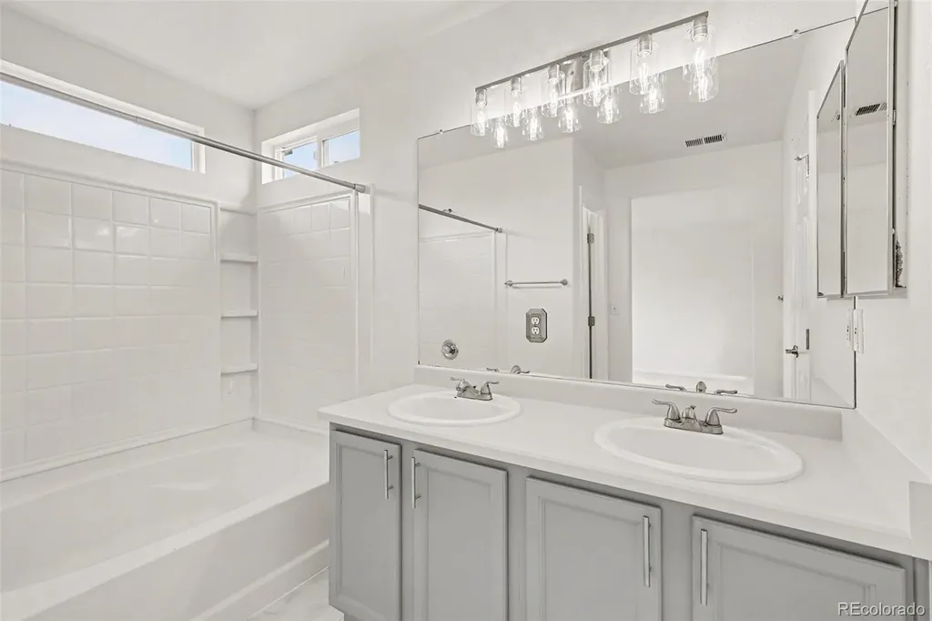 14957 E Maple Place Aurora CO 80012