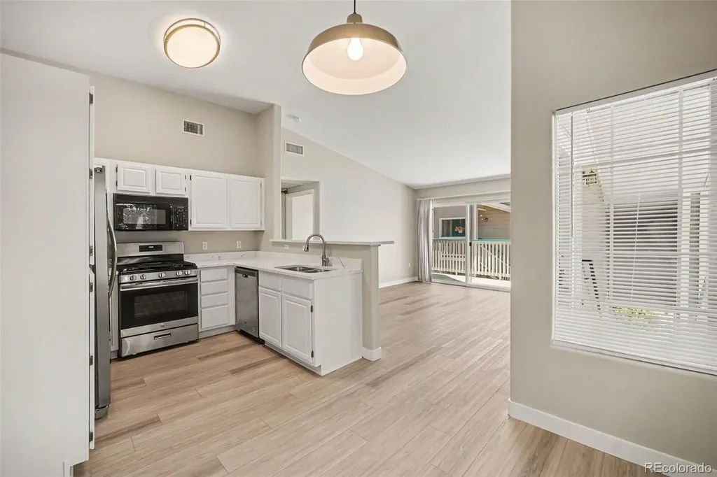 8365 Pebble Creek Way Highlands Ranch CO 80126