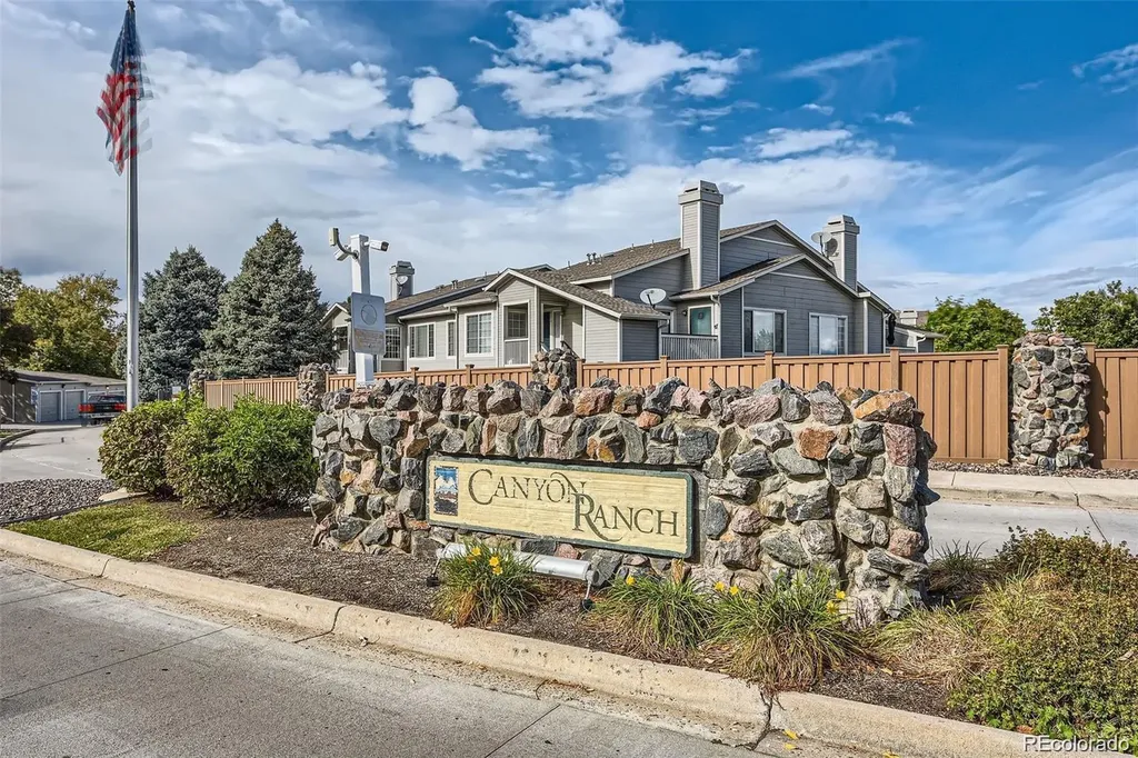 8365 Pebble Creek Way Highlands Ranch CO 80126