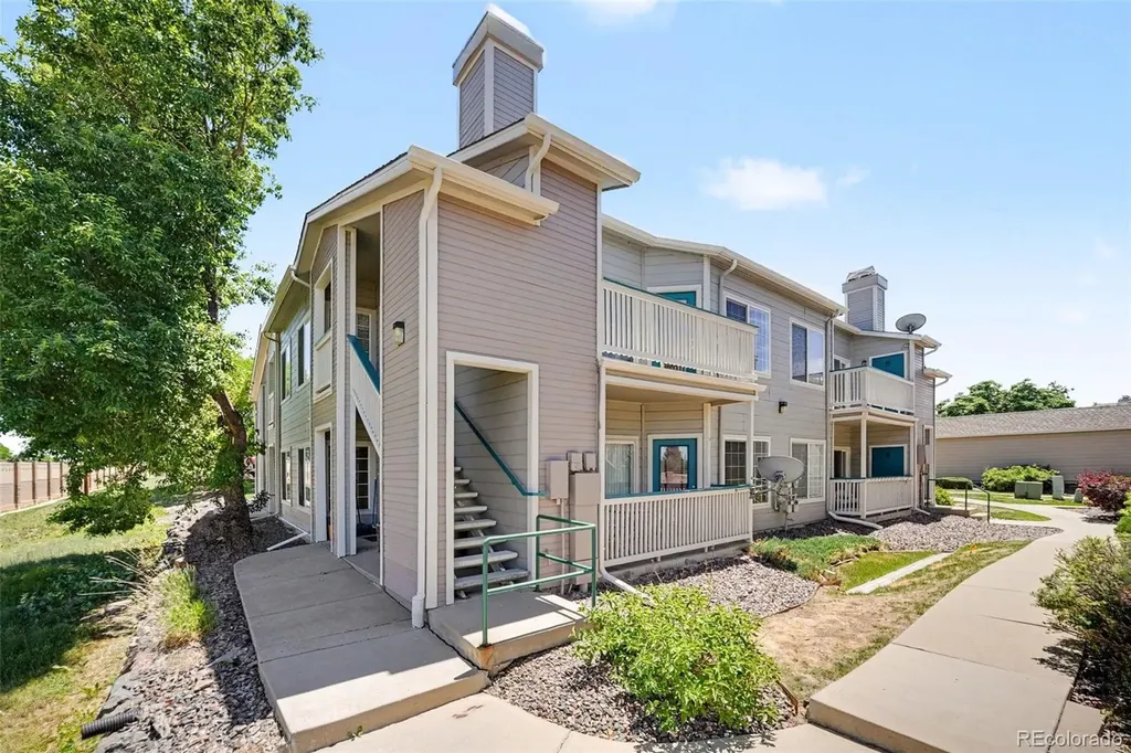 8365 Pebble Creek Way Highlands Ranch CO 80126