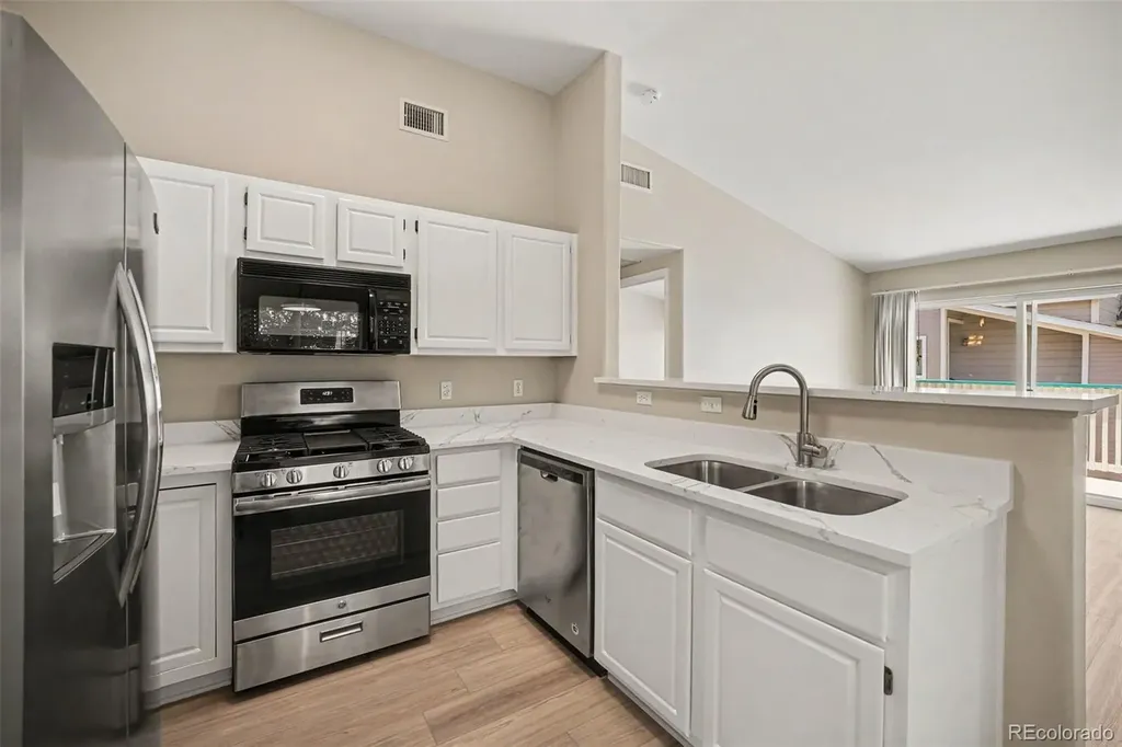 8365 Pebble Creek Way Highlands Ranch CO 80126
