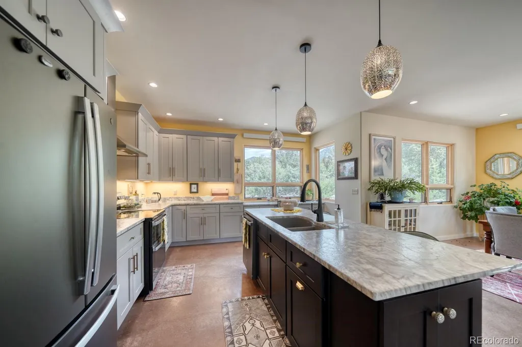 2215 Sunnyvale Crestone CO 81131