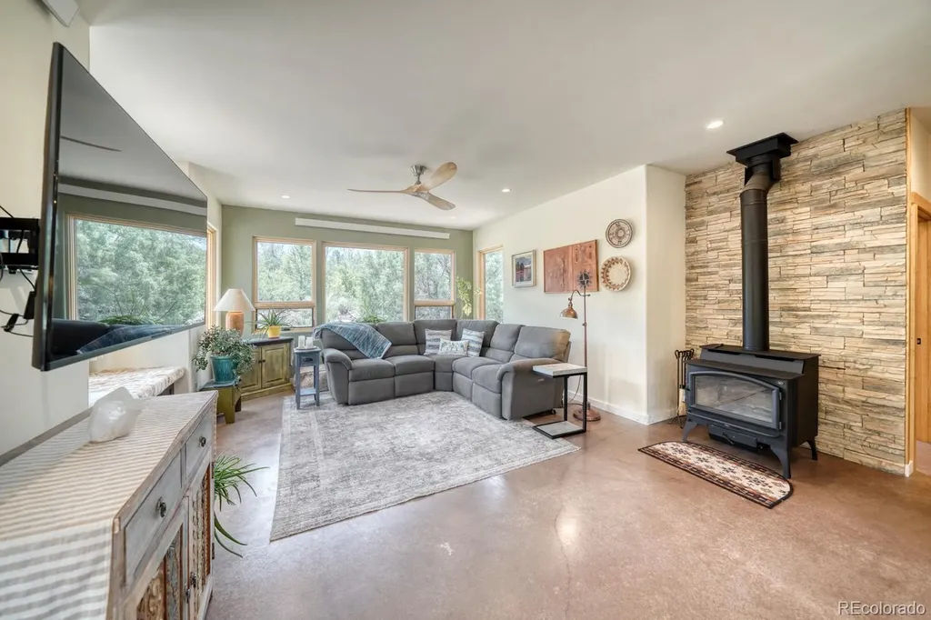 2215 Sunnyvale Crestone CO 81131