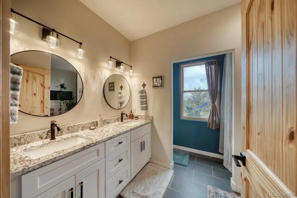 2215 Sunnyvale Crestone CO 81131