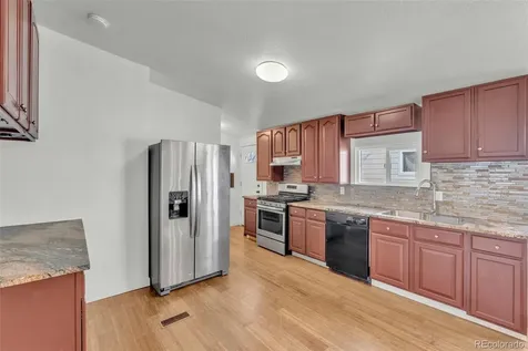 1095 Western Drive Colorado Springs CO 80915