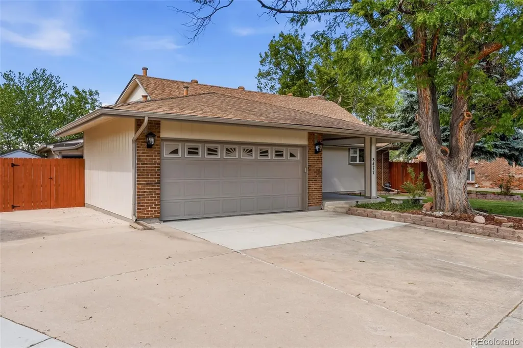 8477 W 74th Place Arvada CO 80005