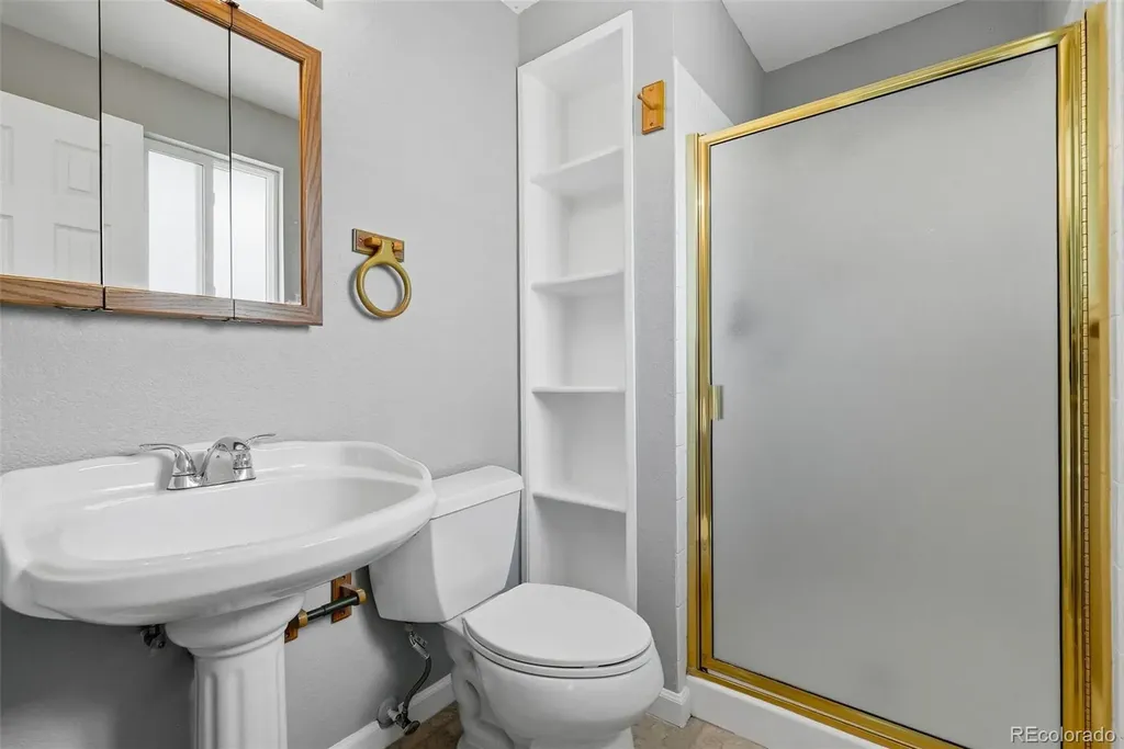 8477 W 74th Place Arvada CO 80005