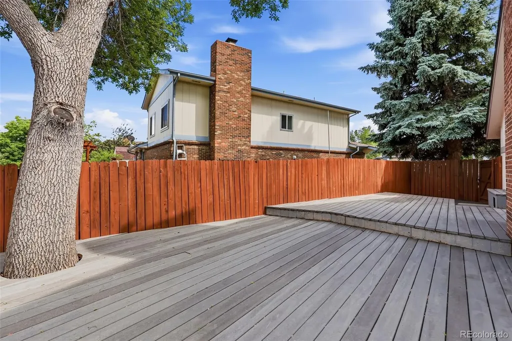 8477 W 74th Place Arvada CO 80005