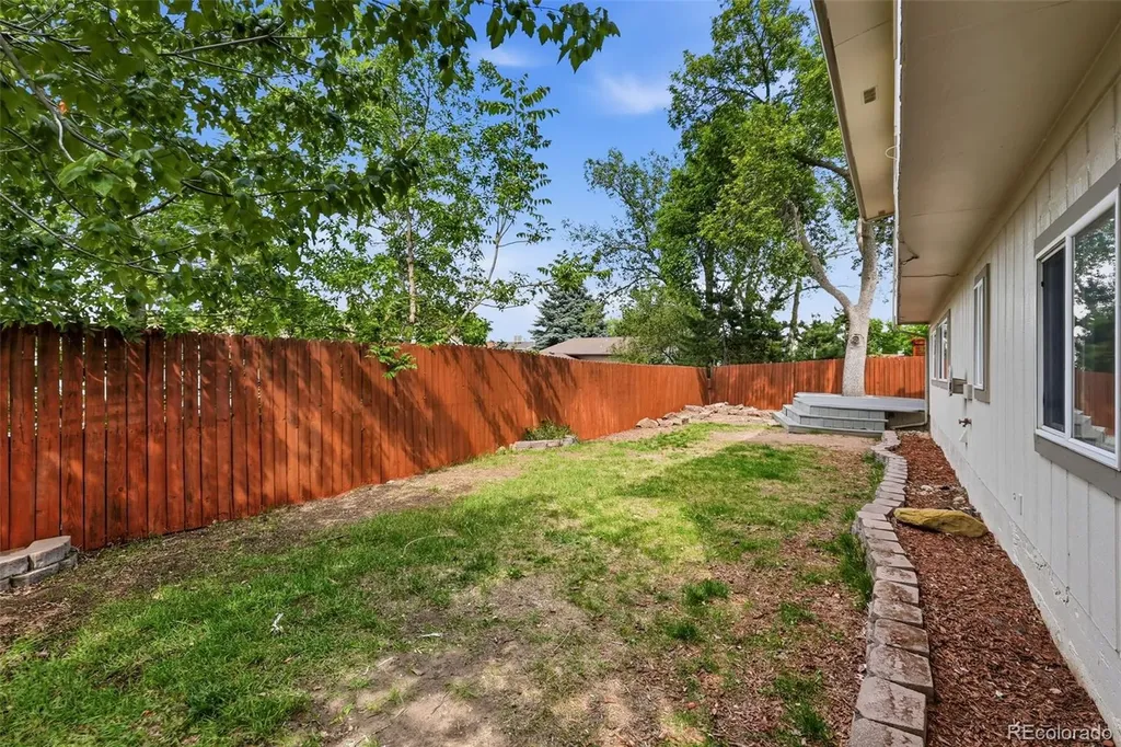 8477 W 74th Place Arvada CO 80005