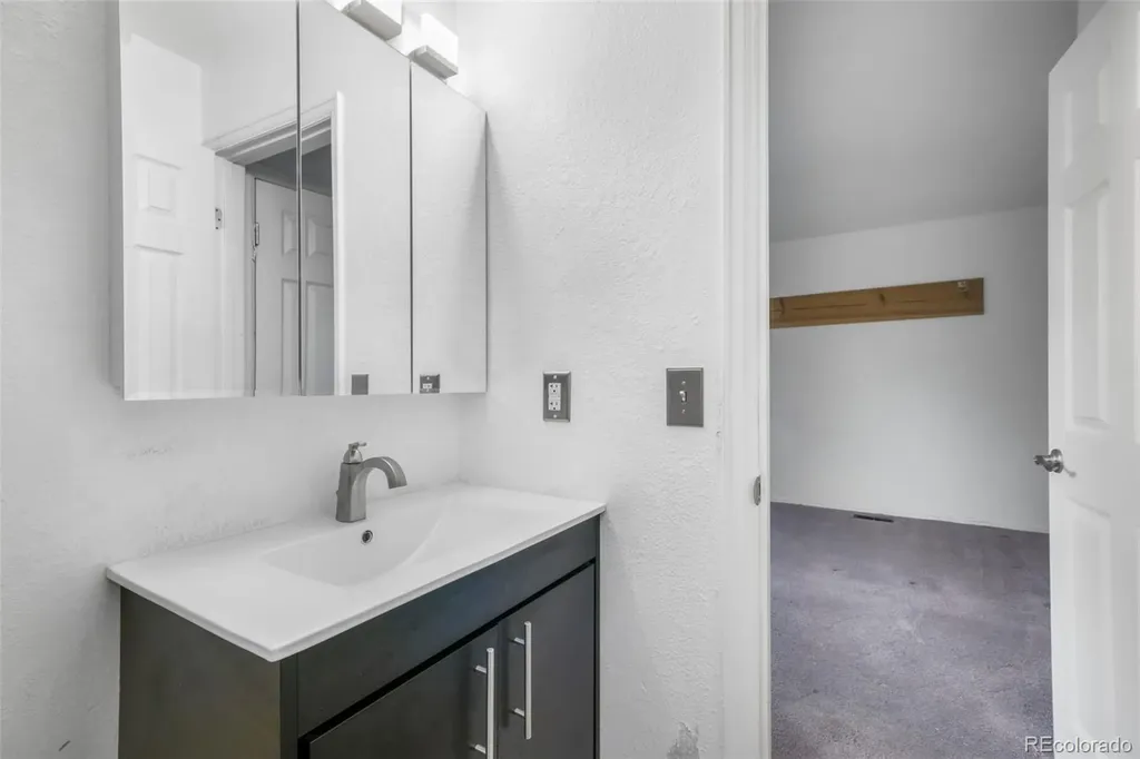 4809 S Quintero Street Aurora CO 80015