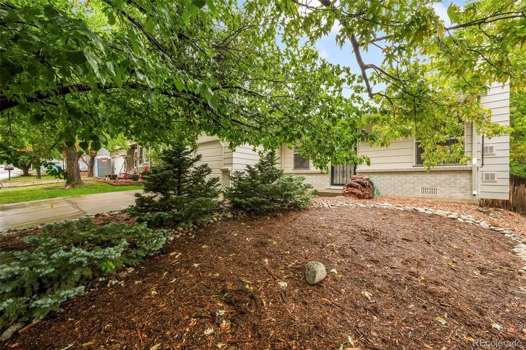 4809 S Quintero Street Aurora CO 80015