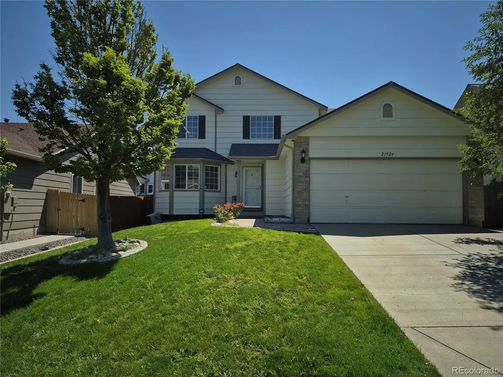 21924 E Lake Avenue Aurora CO 80015