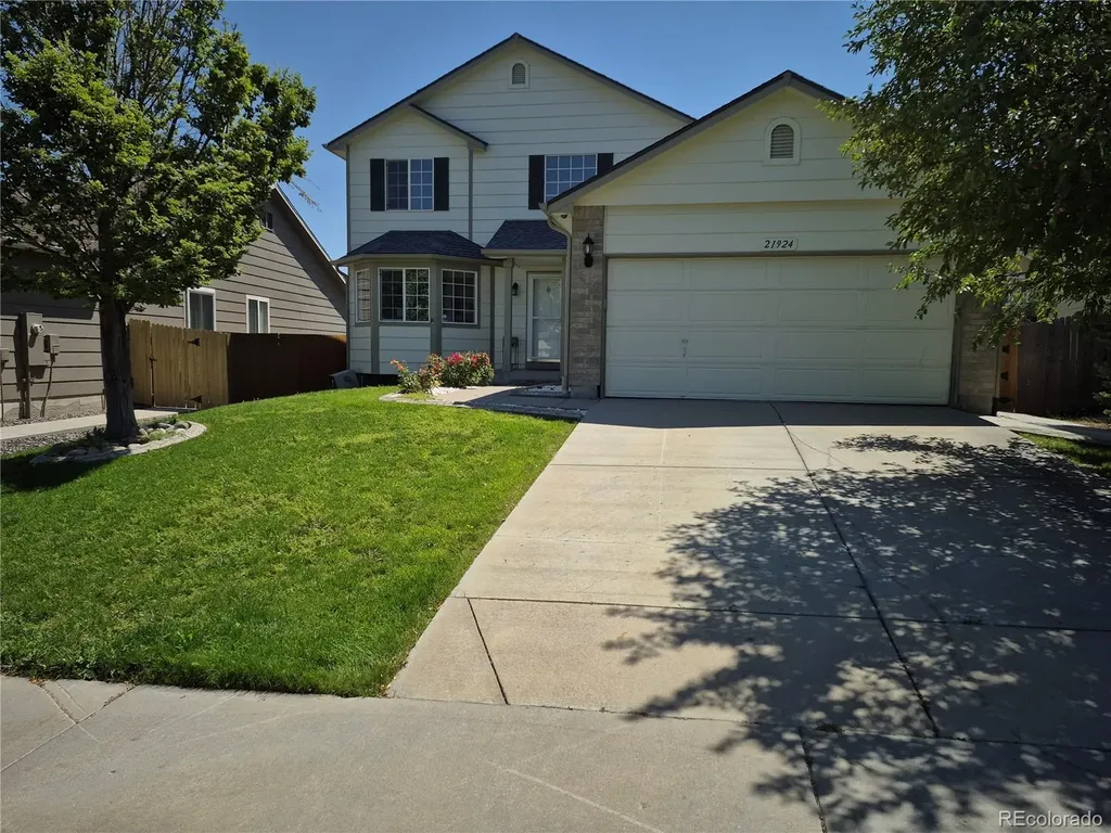 21924 E Lake Avenue Aurora CO 80015