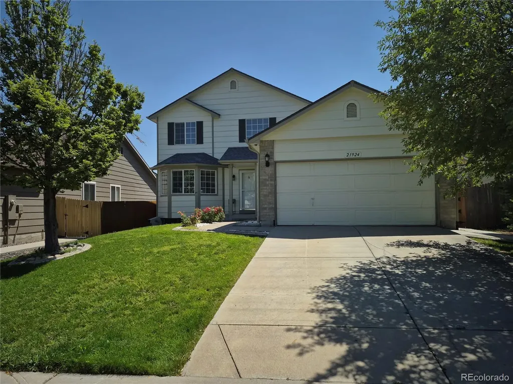 21924 E Lake Avenue Aurora CO 80015