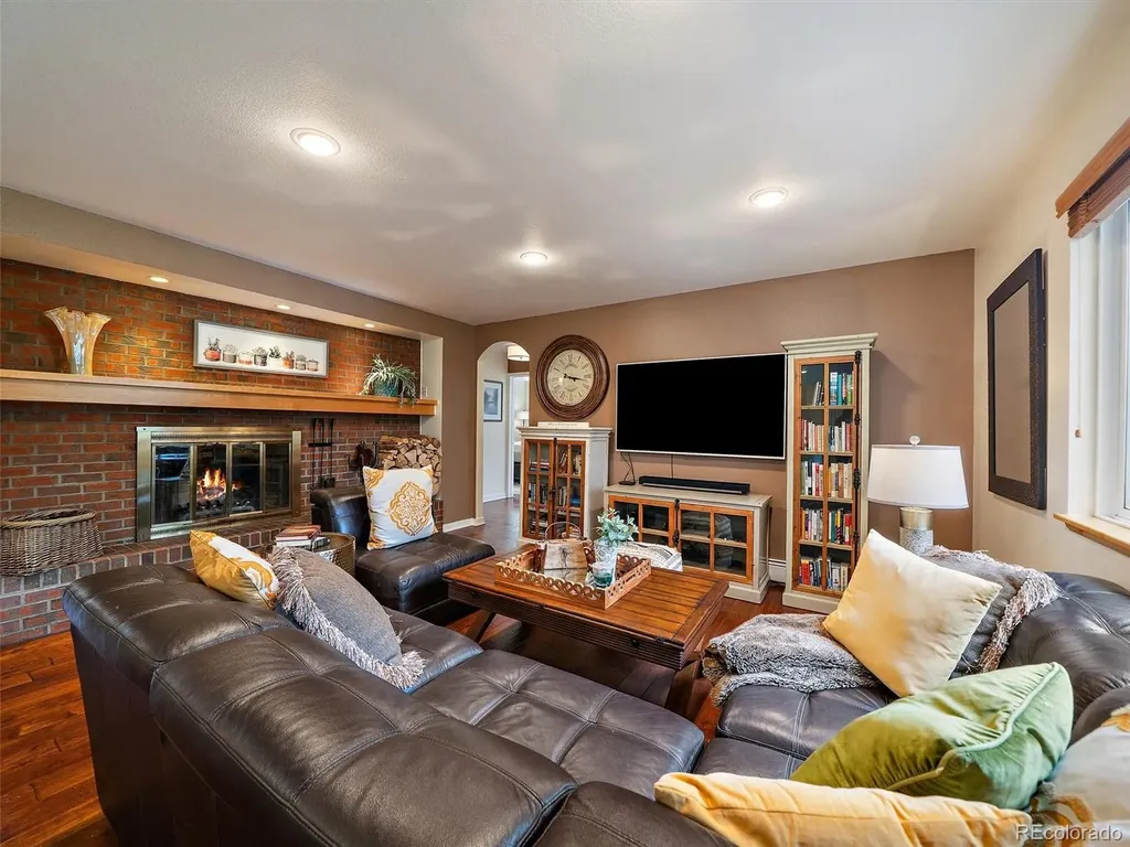 2490 S Holly Place Denver CO 80222